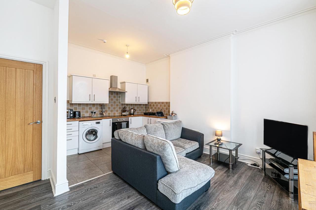 One Bedroom Holiday Apartment 콜윈베이 외부 사진